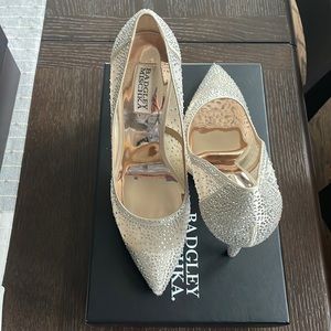 LAST CHANCE /// Badgley Mischka Weslee Heels